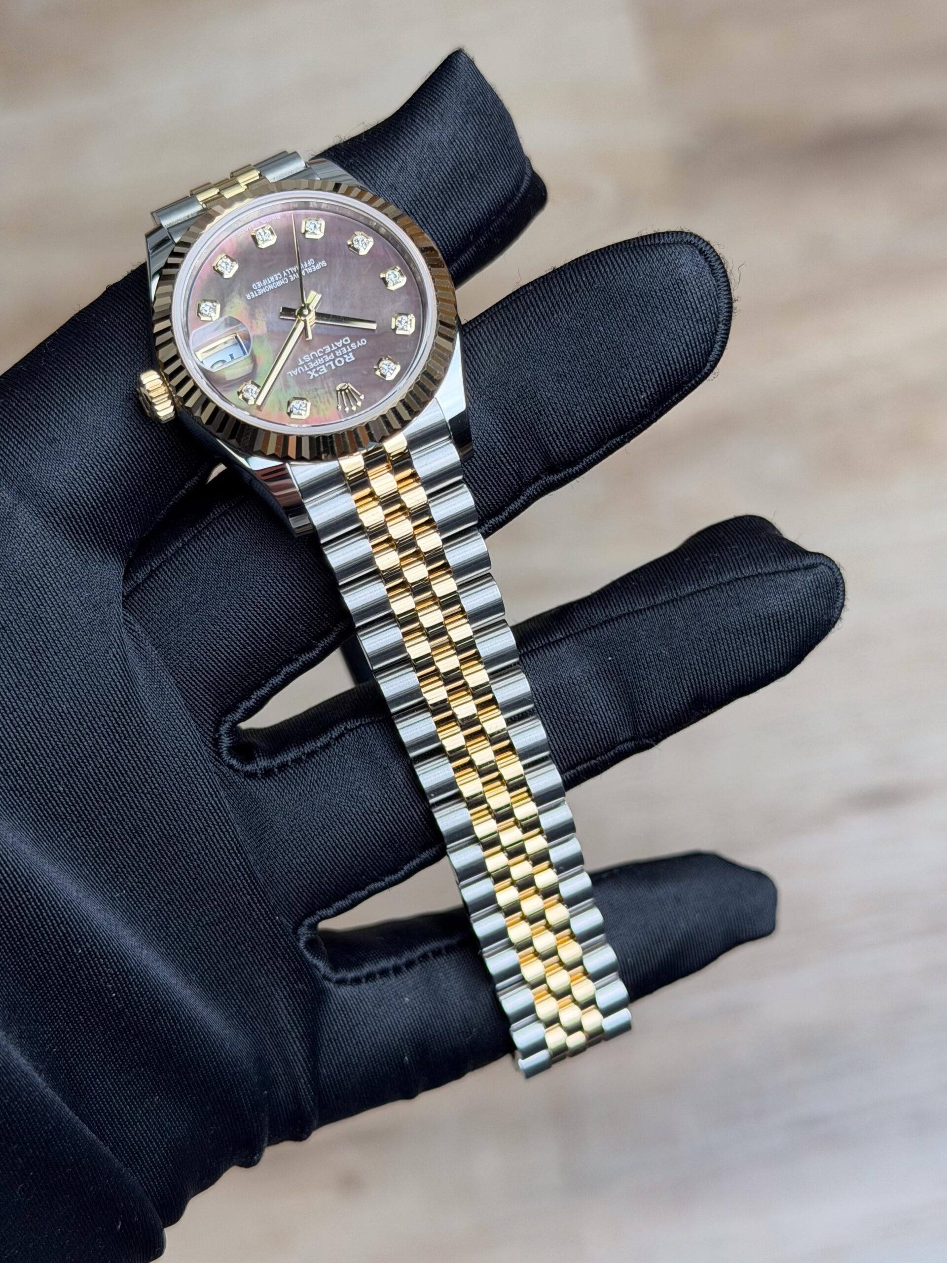 Rolex Datejust 31 Tahitian MOP Pearl Diamond Fluted Jubilee 2026 Unworn 278273