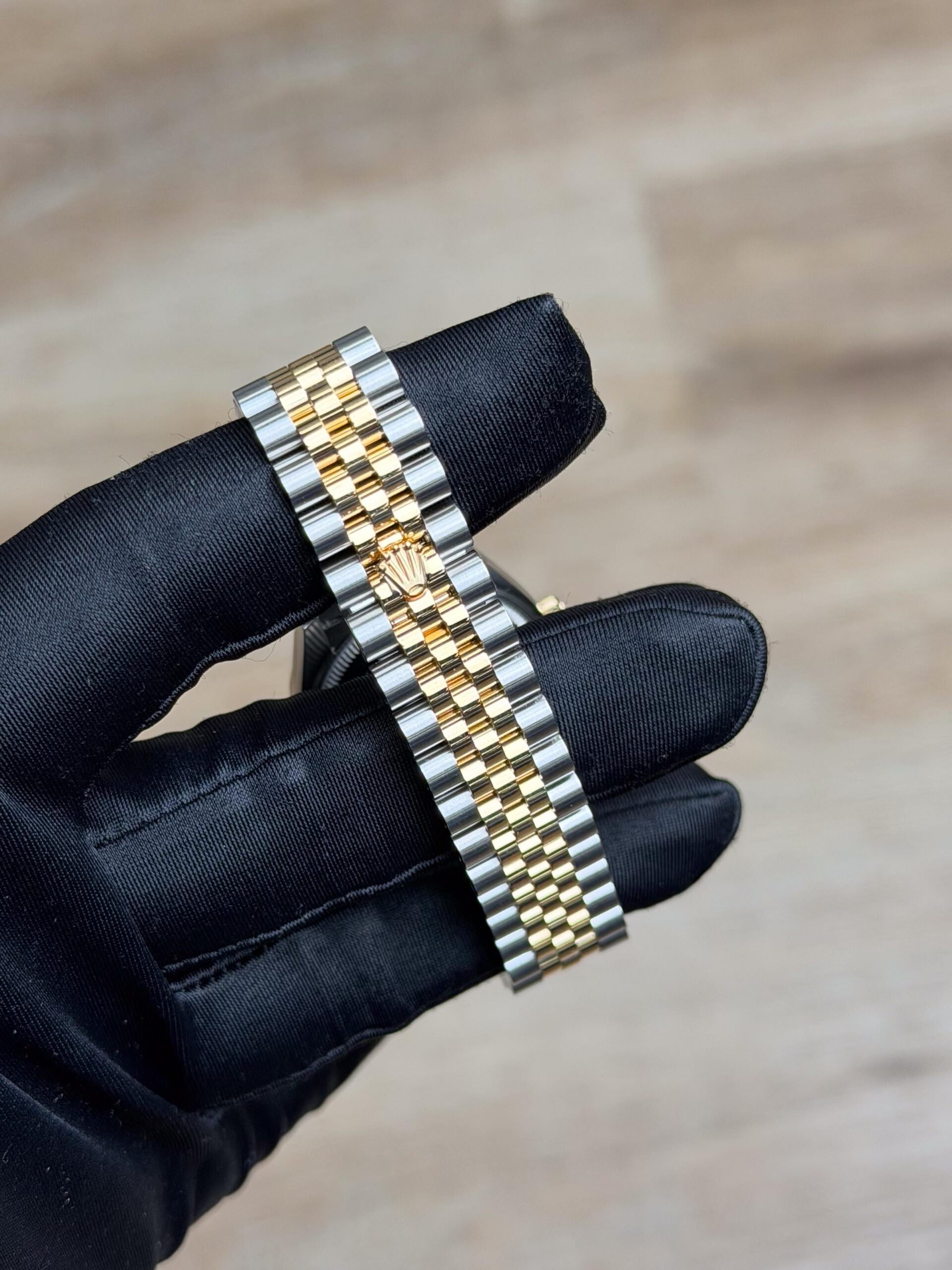 Rolex Datejust 31 Tahitian MOP Pearl Diamond Fluted Jubilee 2026 Unworn 278273