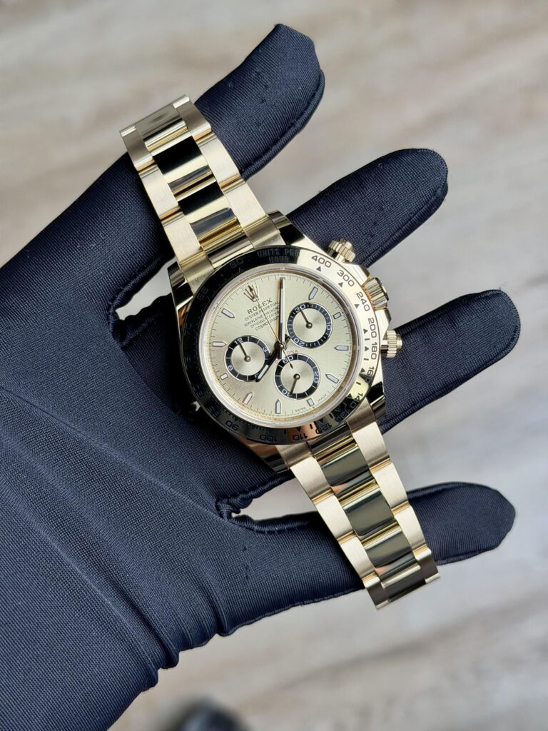 Rolex Daytona 40 Golden/Gold Index Oyster 2026 Unworn 126508