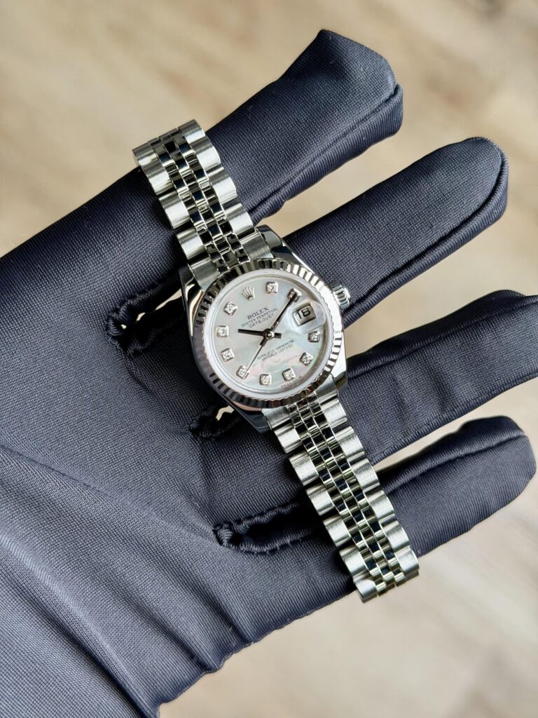 Rolex Datejust 26 MOP Pearl Diamond Fluted Jubilee Preowned Watch&Box 179174