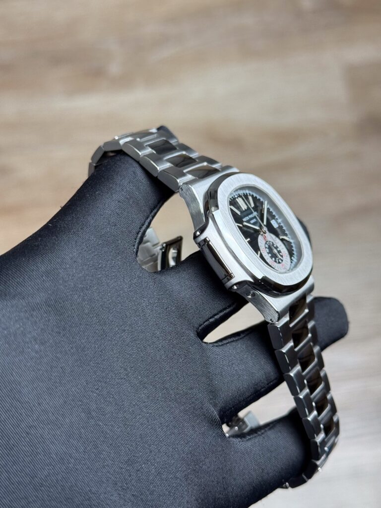 Patek Philippe Nautilus 40.5 Flyback Chronograph Blue Index Bracelet 5980/1A-001
