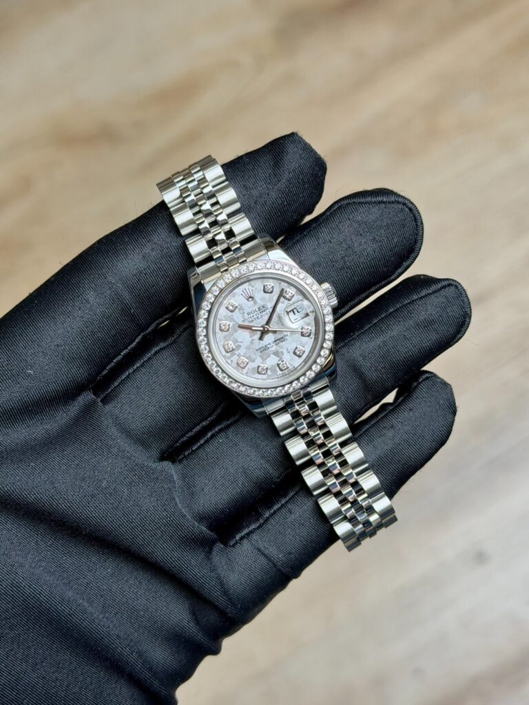 Rolex Datejust 26 Silver Flakes Diamond Jubilee Preowned Watch & Box 179384RBR