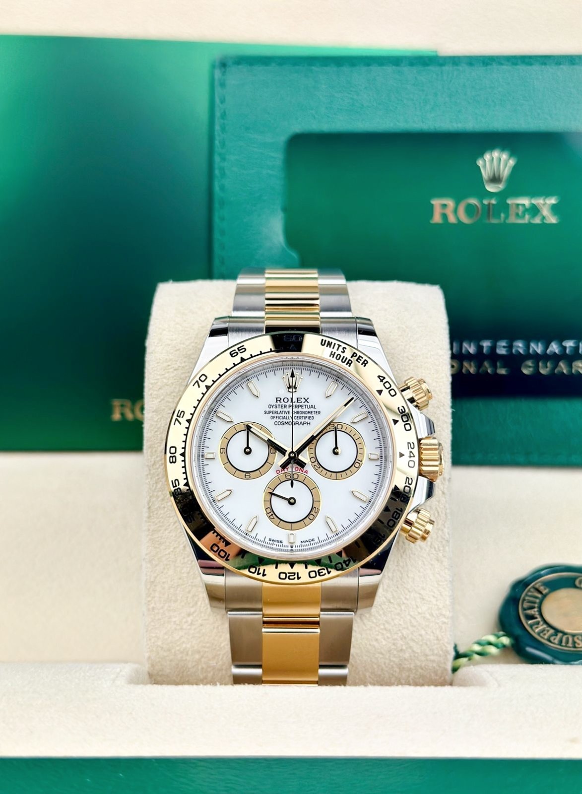 Rolex Daytona 40 Steel & Yellow Gold White/White Index Oyster Preowned 126503