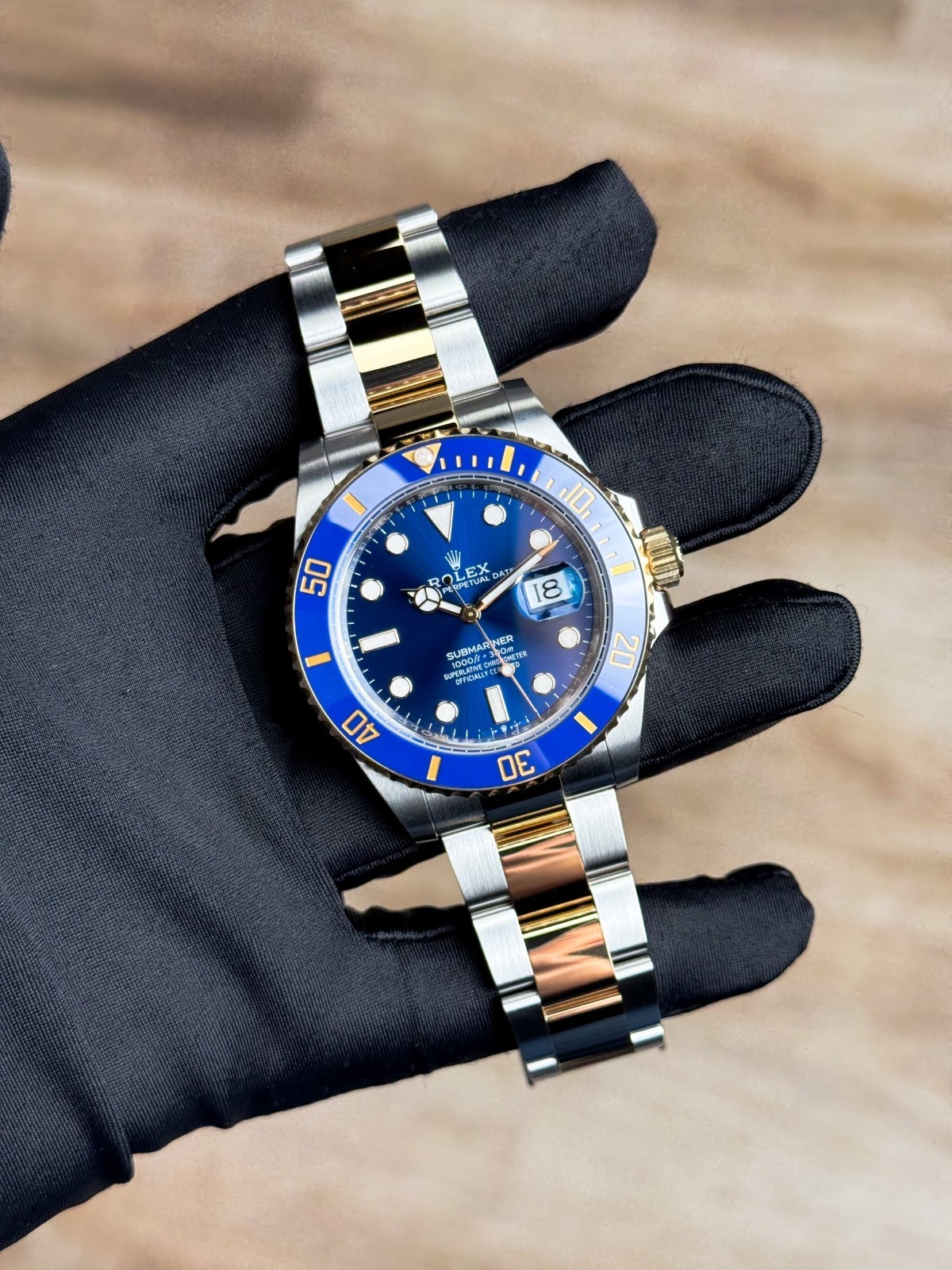 Rolex Submariner Date 41 Bluesy Blue/ Blue Oyster 2021 Preowned 126613LB