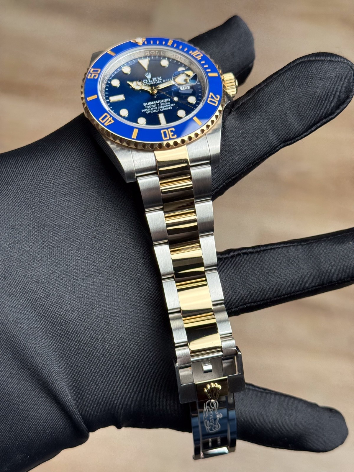 Rolex Submariner Date 41 Bluesy Blue/ Blue Oyster 2021 Preowned 126613LB