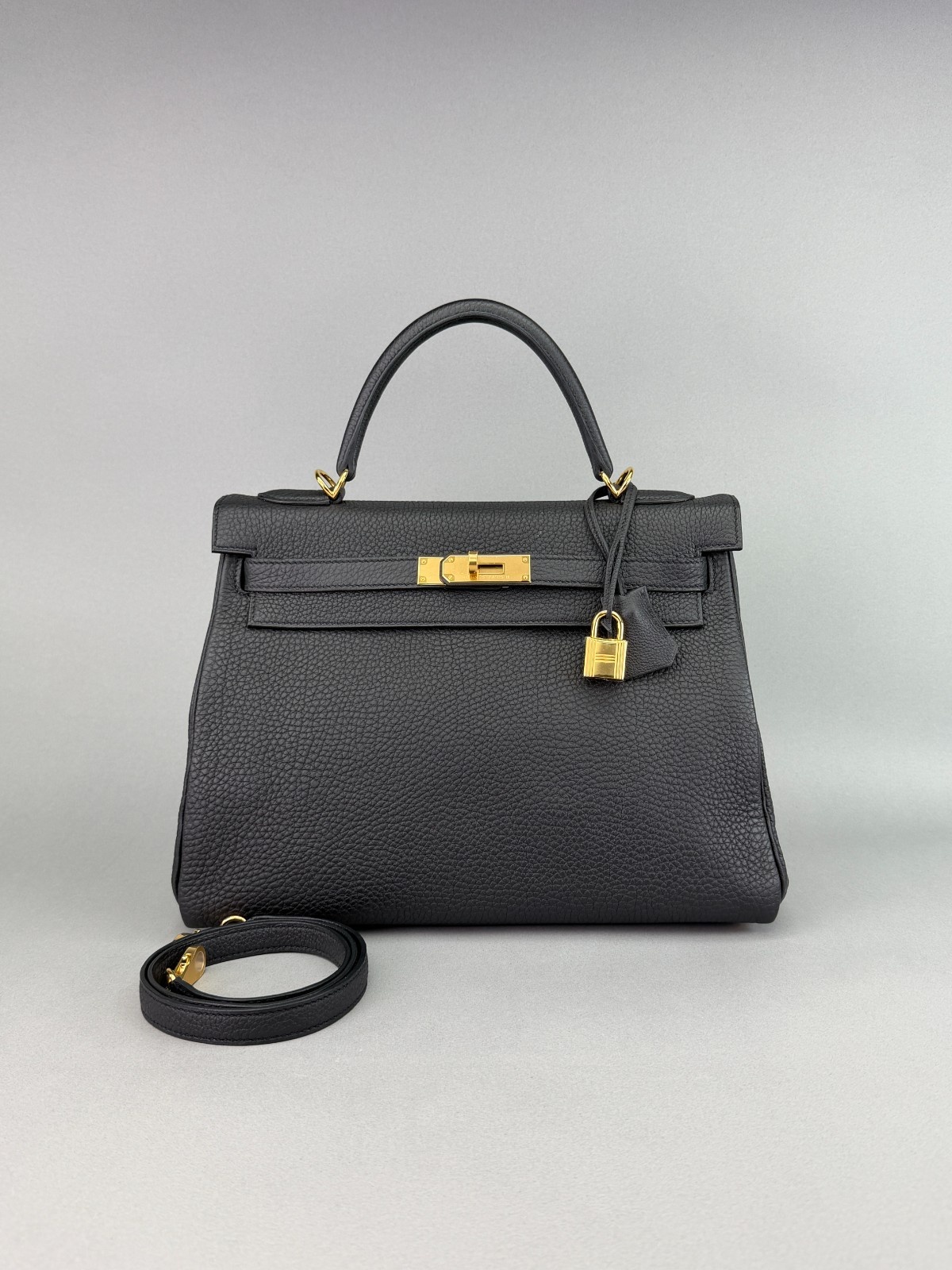 Hermes Kelly 32 Retourne Togo Black Gold Hardware K Stamp 2025
