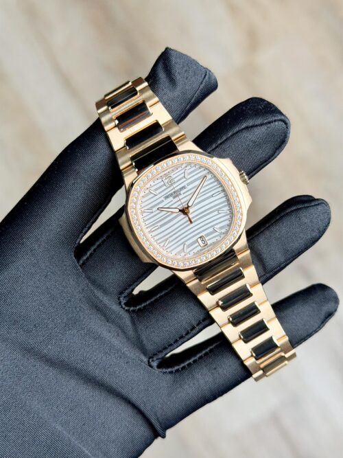 Patek Philippe Nautilus Silver Index Diamond Bracelet 7118/1200R-001