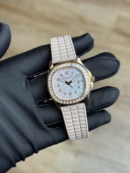 Patek Philippe Aquanaut Luce MOP Pearl Arabic Diamond 5072R-001