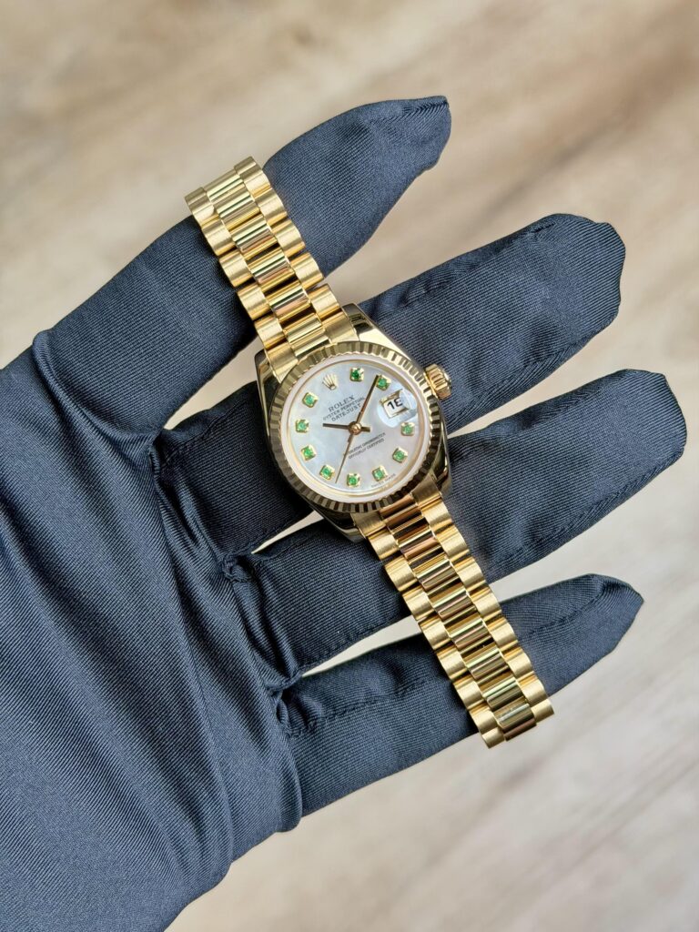 Rolex Datejust 26mm 2004 MOP Pearl Green Emerald President Preowned 179178