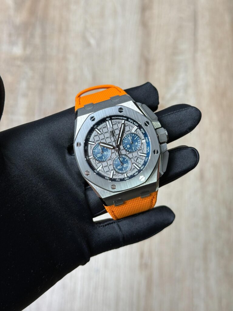 Audemars Piguet Royal Oak Offshore 43mm Grey Mega 26420IO.OO.A009CA.01