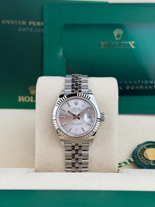Rolex Datejust 28mm UNWORN 2026 Silver Index Fluted Jubilee 279174