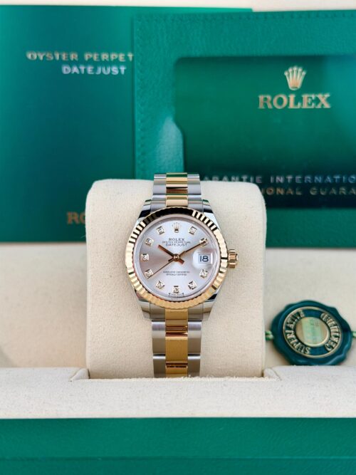 Rolex Datejust 28mm UNWORN 2026 Silver Diamond Fluted Oyster 279173