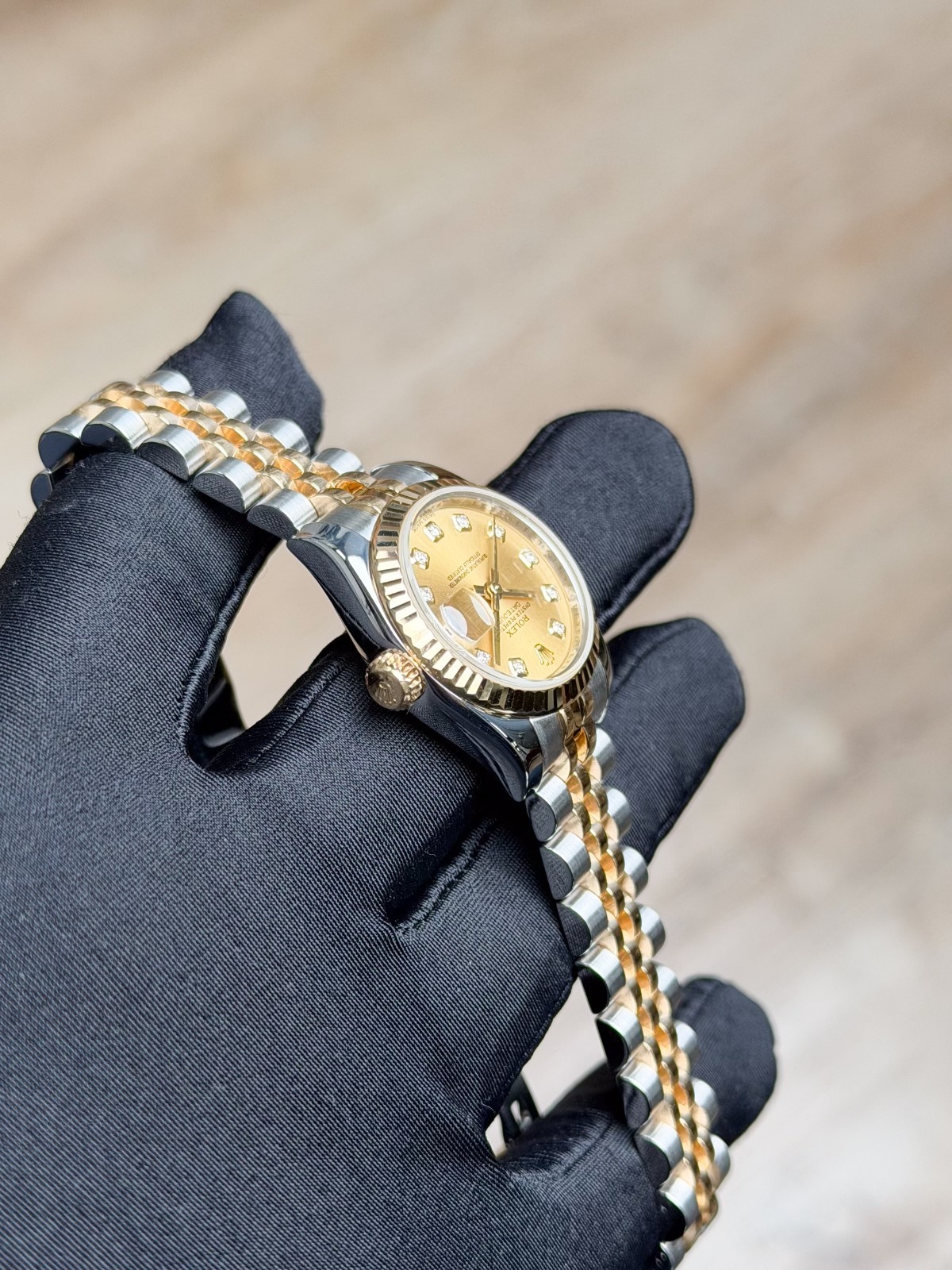 Rolex Datejust 26mm 2012 Champagne Diamond Fluted Jubilee Preowned 179173