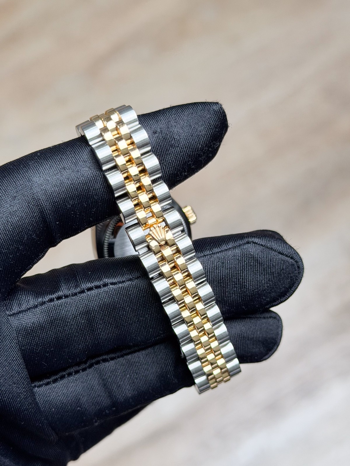 Rolex Datejust 26mm 2012 Champagne Diamond Fluted Jubilee Preowned 179173