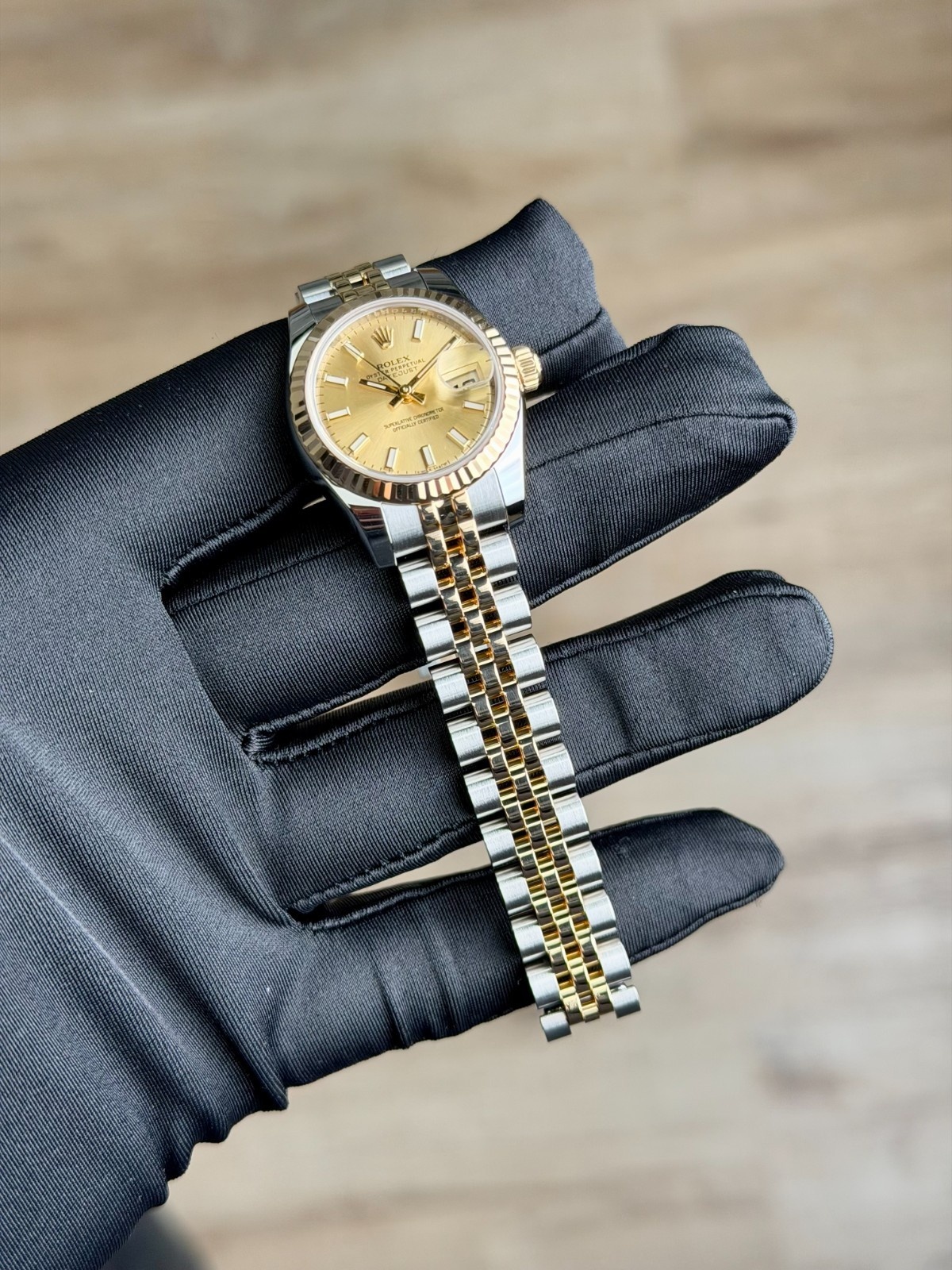 Rolex Datejust 26mm 2013 Champagne Index Fluted Jubilee Preowned 179173