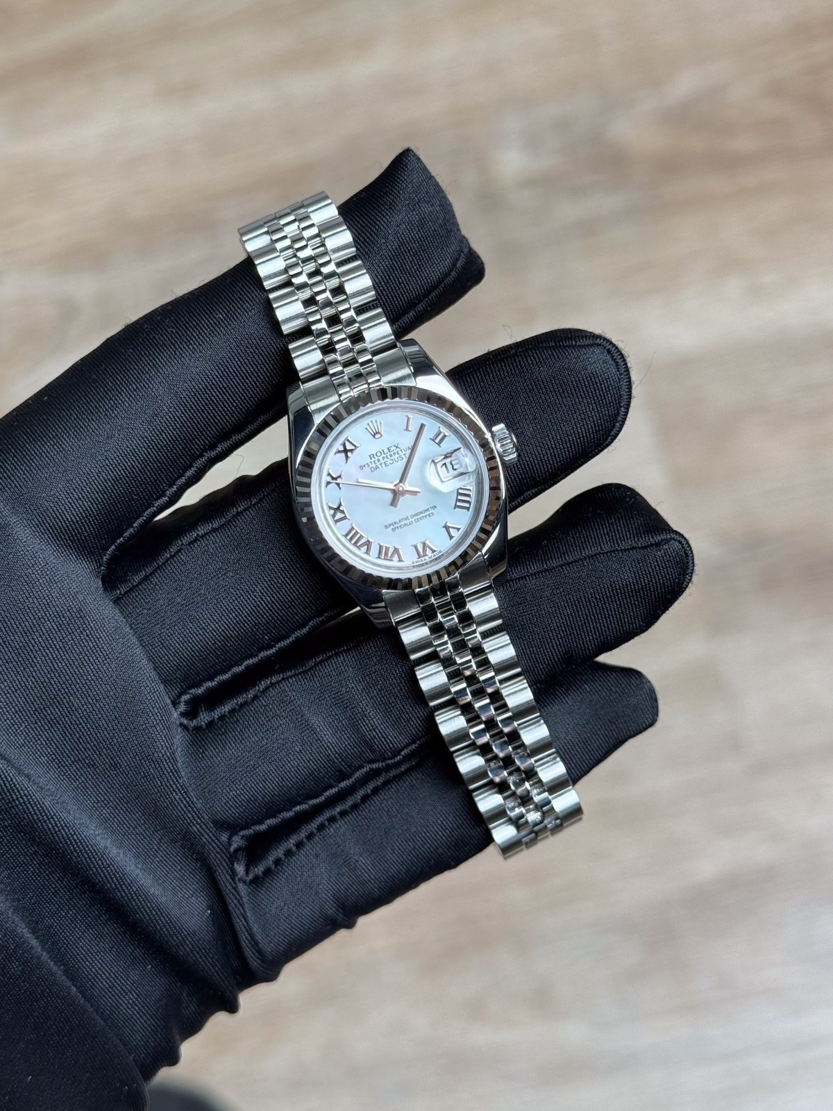 Rolex Datejust 26mm 2008 MOP Pearl Roman Fluted Jubilee Preowned 179174