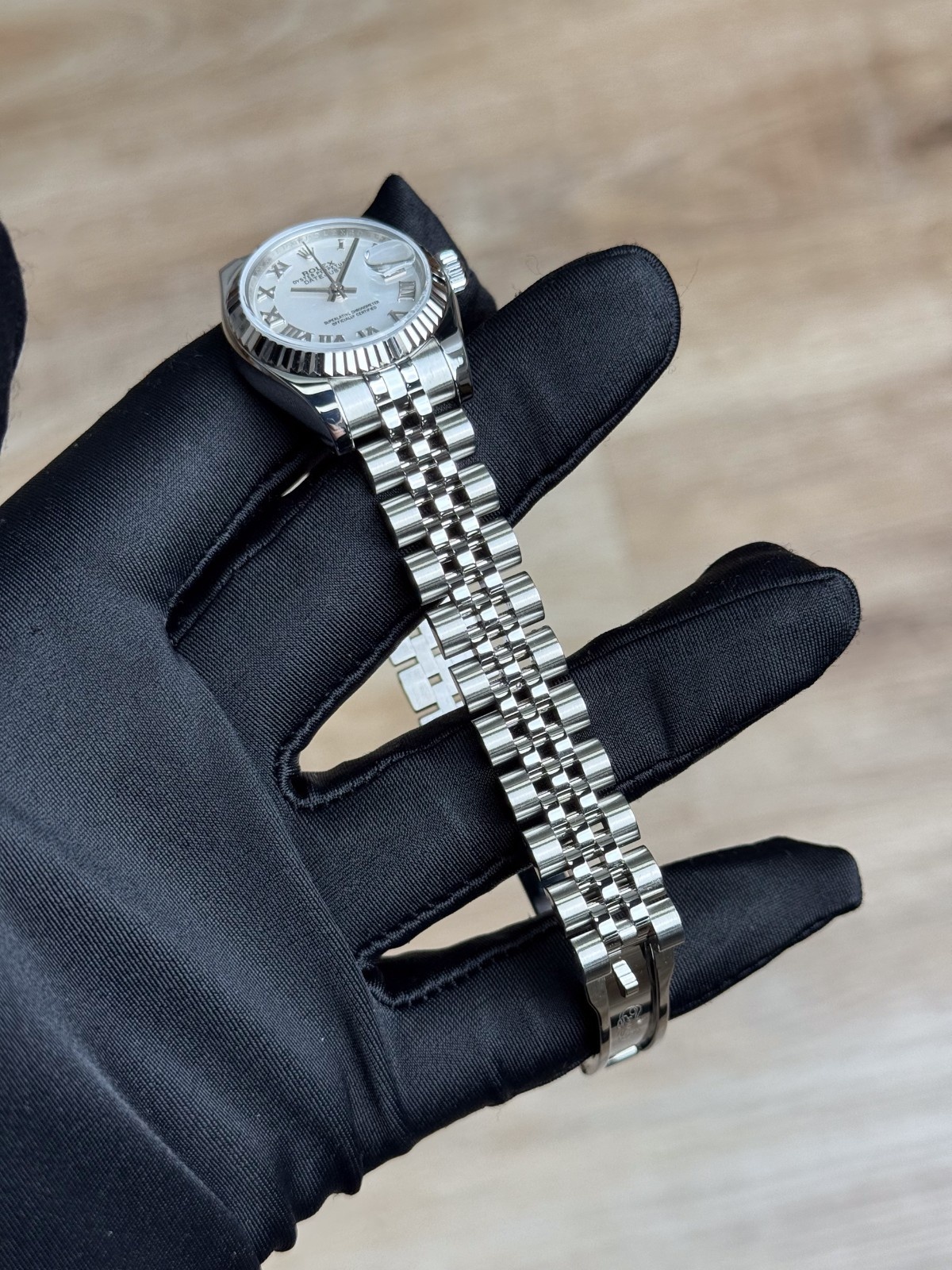 Rolex Datejust 26mm 2008 MOP Pearl Roman Fluted Jubilee Preowned 179174