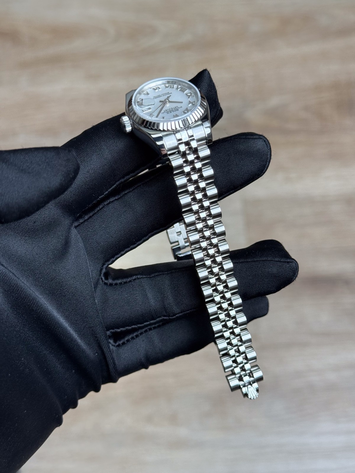 Rolex Datejust 26mm 2008 MOP Pearl Roman Fluted Jubilee Preowned 179174
