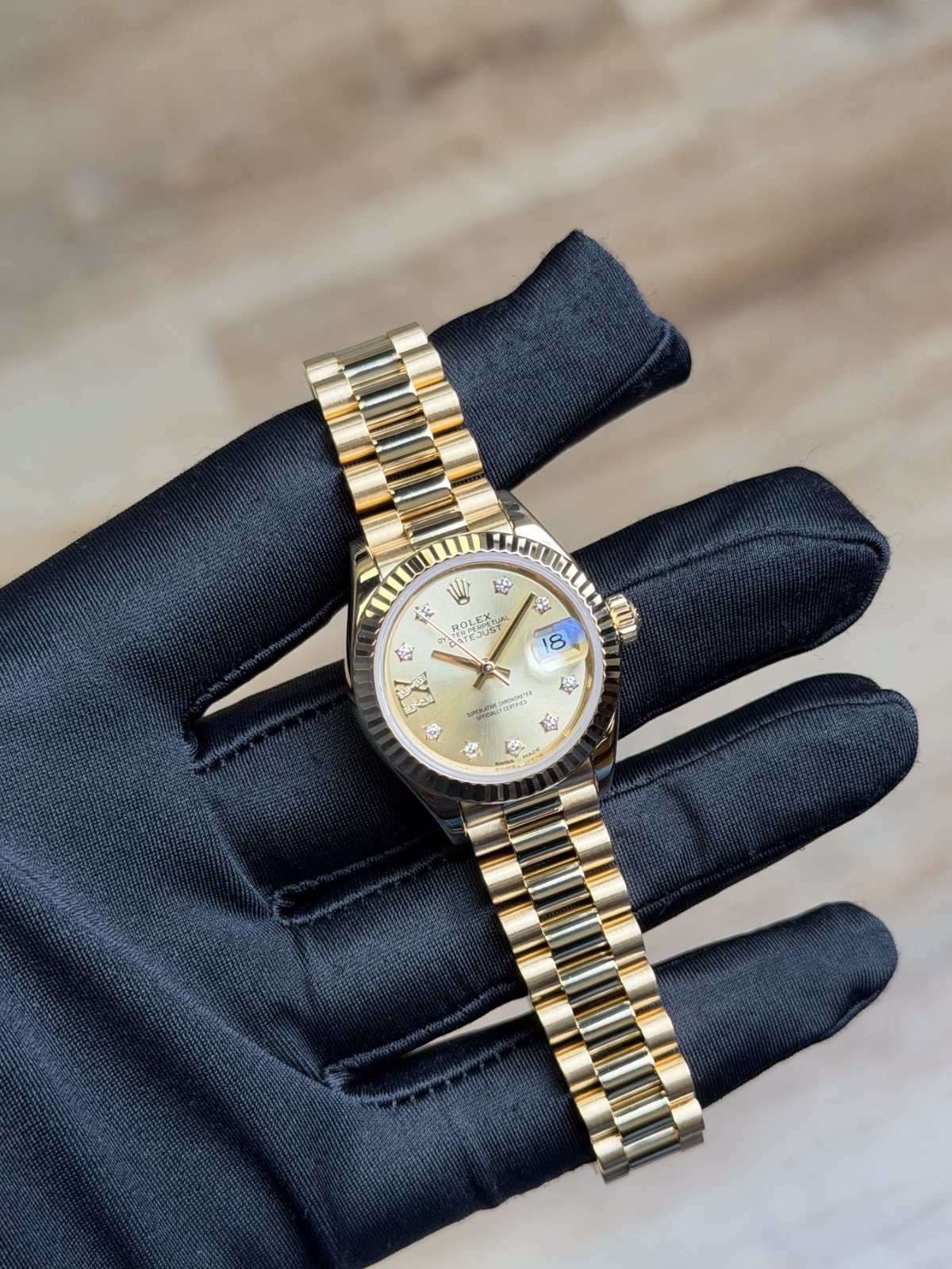 Rolex Datejust 28mm 2022 Champagne Star Diamond Fluted President Preowned 279178