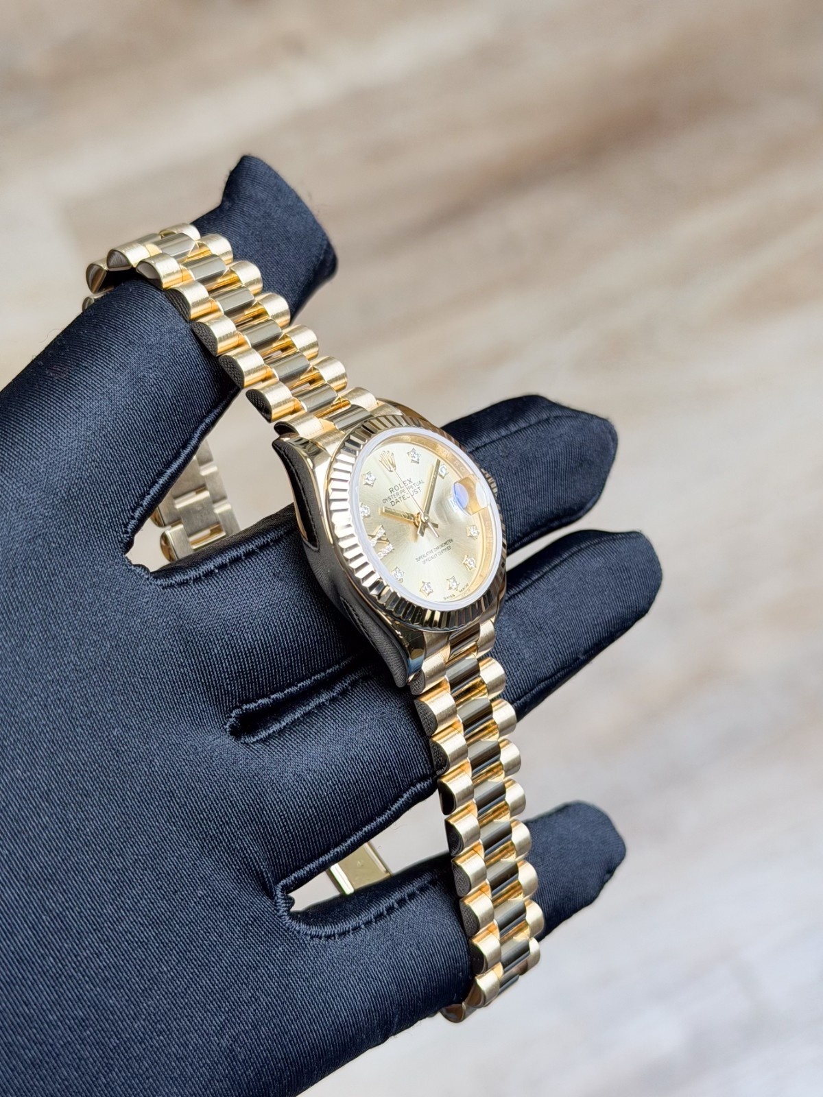 Rolex Datejust 28mm 2022 Champagne Star Diamond Fluted President Preowned 279178