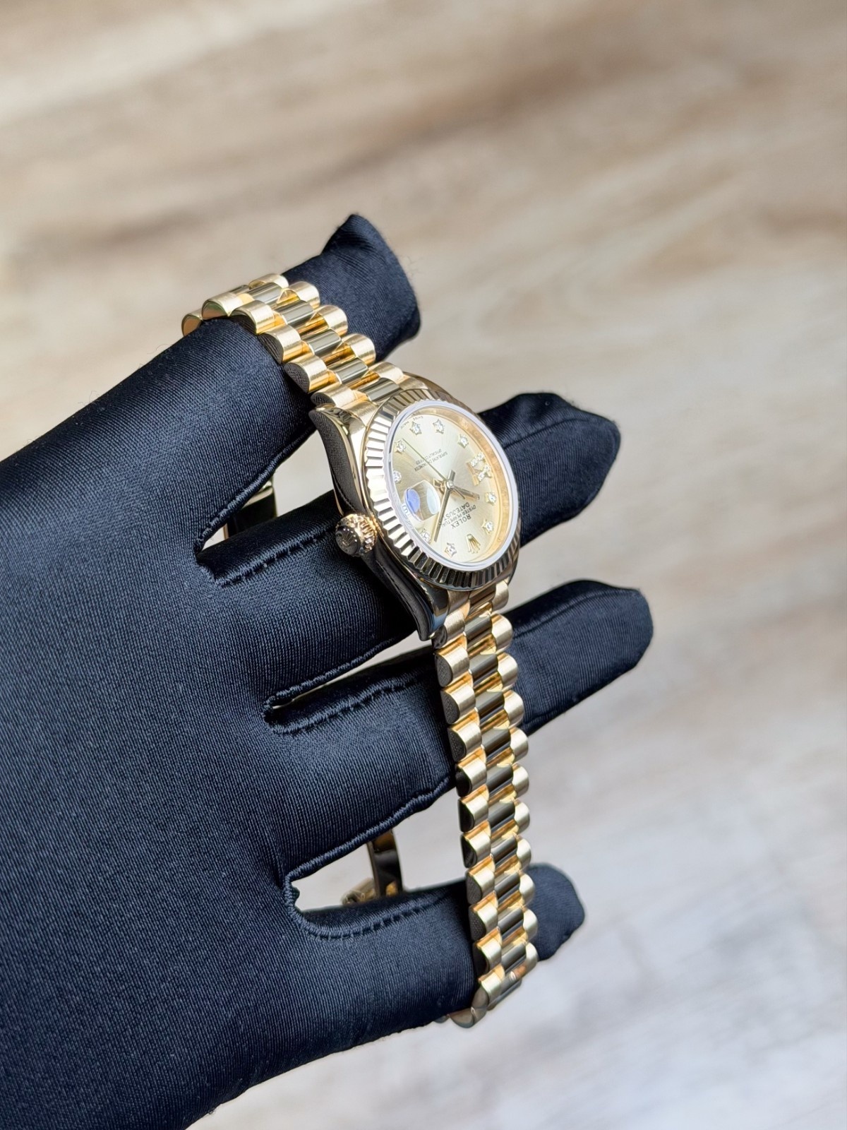 Rolex Datejust 28mm 2022 Champagne Star Diamond Fluted President Preowned 279178