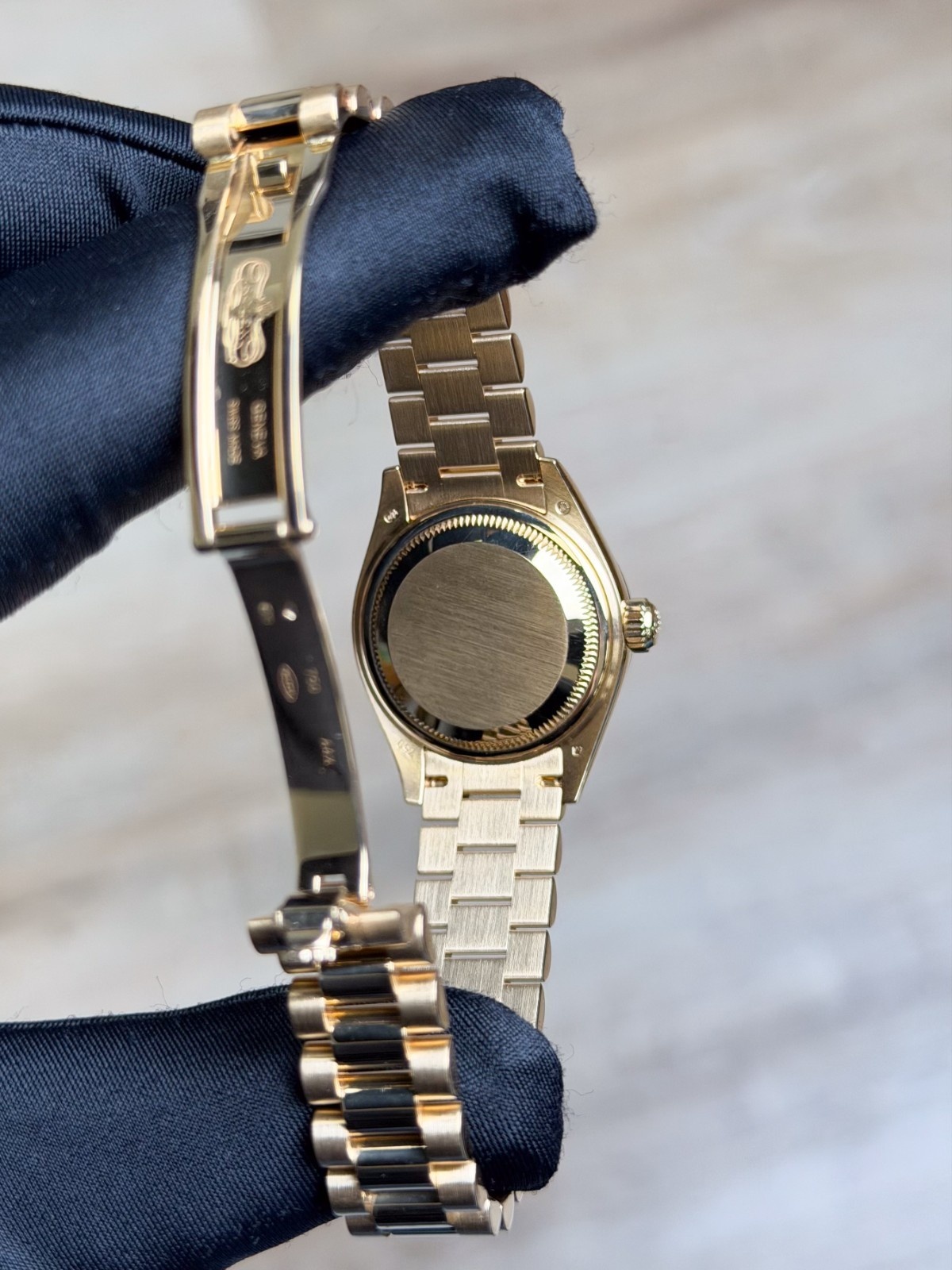 Rolex Datejust 28mm 2022 Champagne Star Diamond Fluted President Preowned 279178