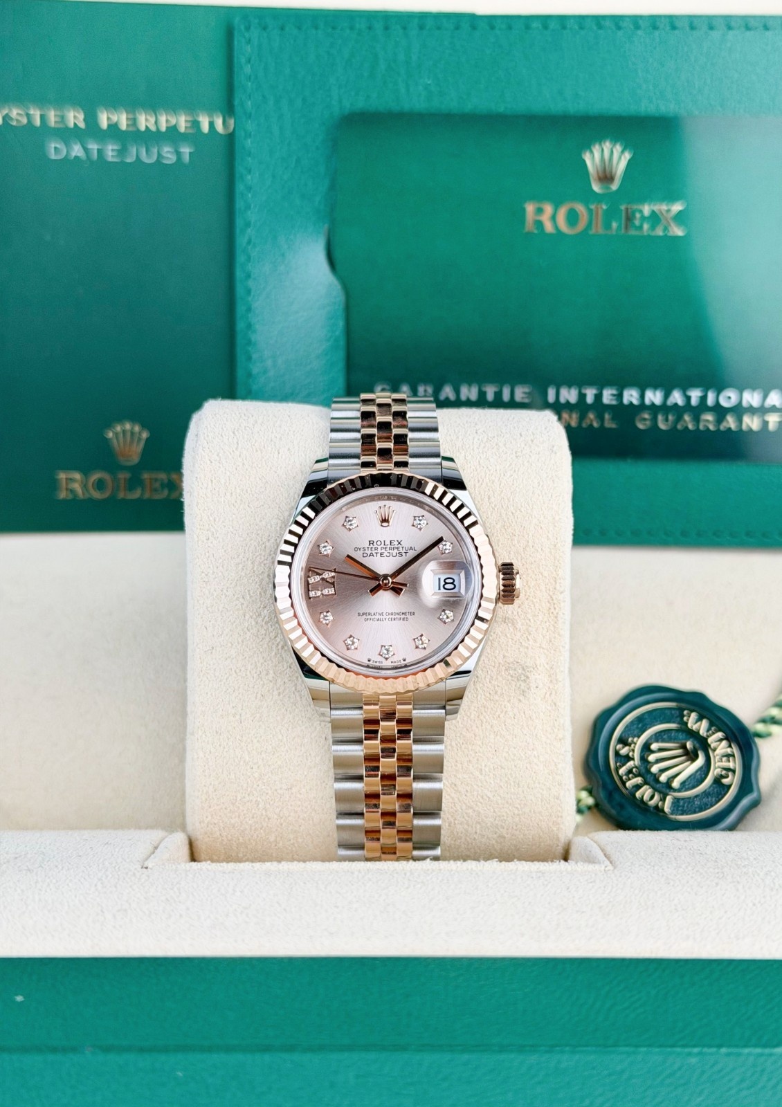 Rolex Datejust 28mm UNWORN 2026 Rose Pink Star Diamond IX Fluted Jubilee 279171