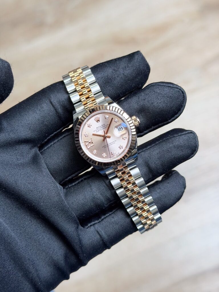 Rolex Datejust 28mm UNWORN 2026 Rose Pink Star Diamond IX Fluted Jubilee 279171