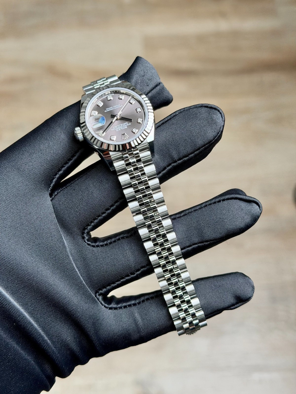 Rolex Datejust 28mm UNWORN 2026 Dark Grey Diamond Fluted Jubilee 279174