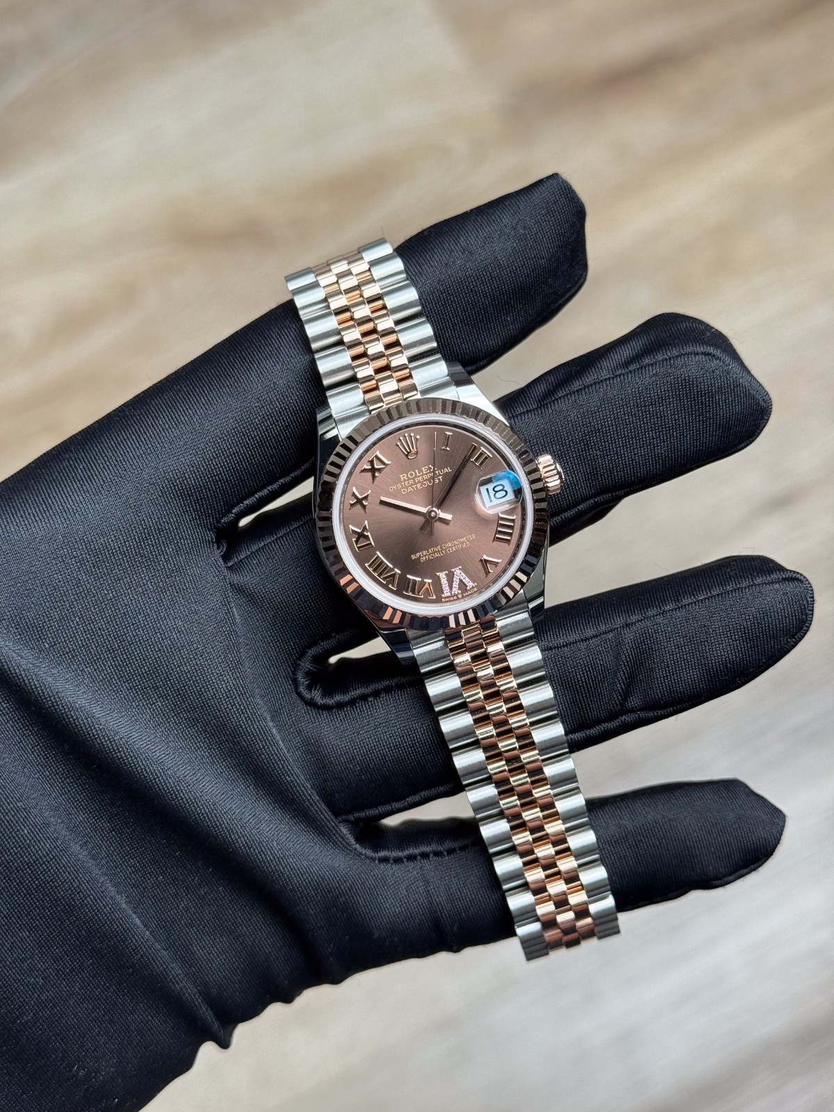 Rolex Datejust 31mm UNWORN 2026 Chocolate Brown Roman VI Fluted Jubilee 278271