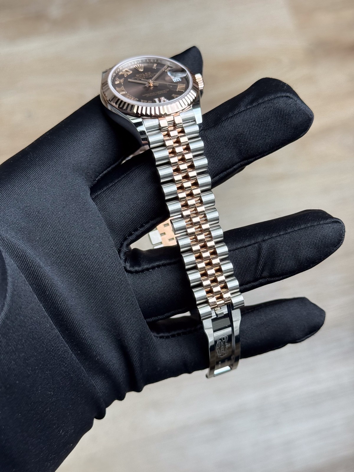 Rolex Datejust 31mm UNWORN 2026 Chocolate Brown Roman VI Fluted Jubilee 278271