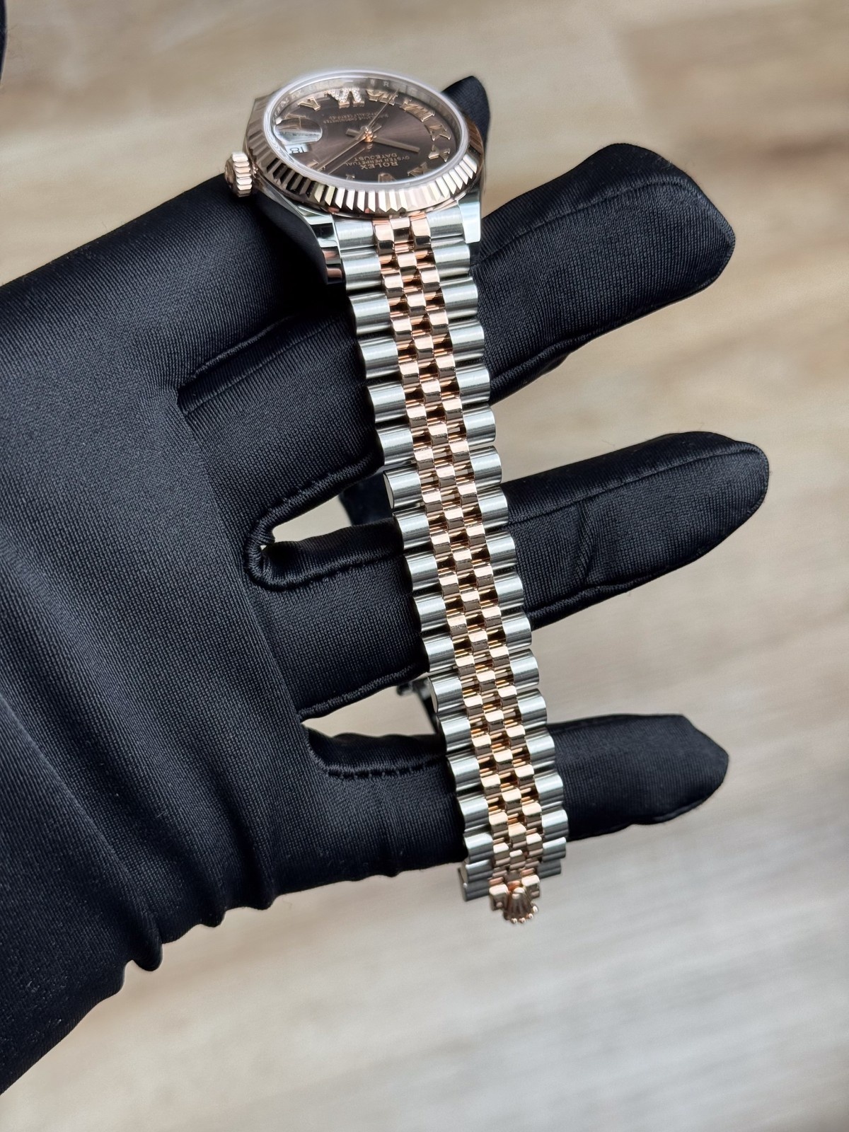 Rolex Datejust 31mm UNWORN 2026 Chocolate Brown Roman VI Fluted Jubilee 278271
