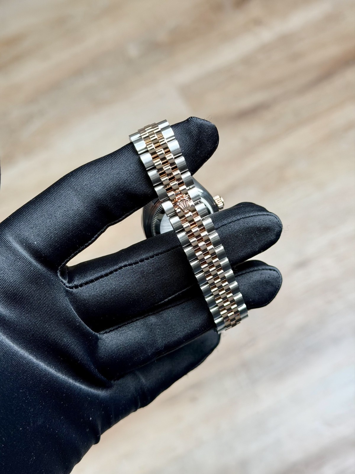 Rolex Datejust 28mm UNWORN 2026 MOP Pearl Diamond Bezel Jubilee 279381RBR