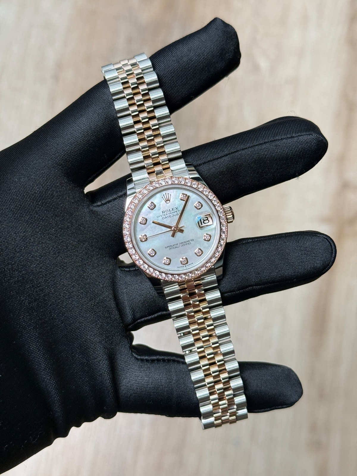 Rolex Datejust 31mm UNWORN 2026 MOP Pearl Diamond Bezel Jubilee 278381RBR