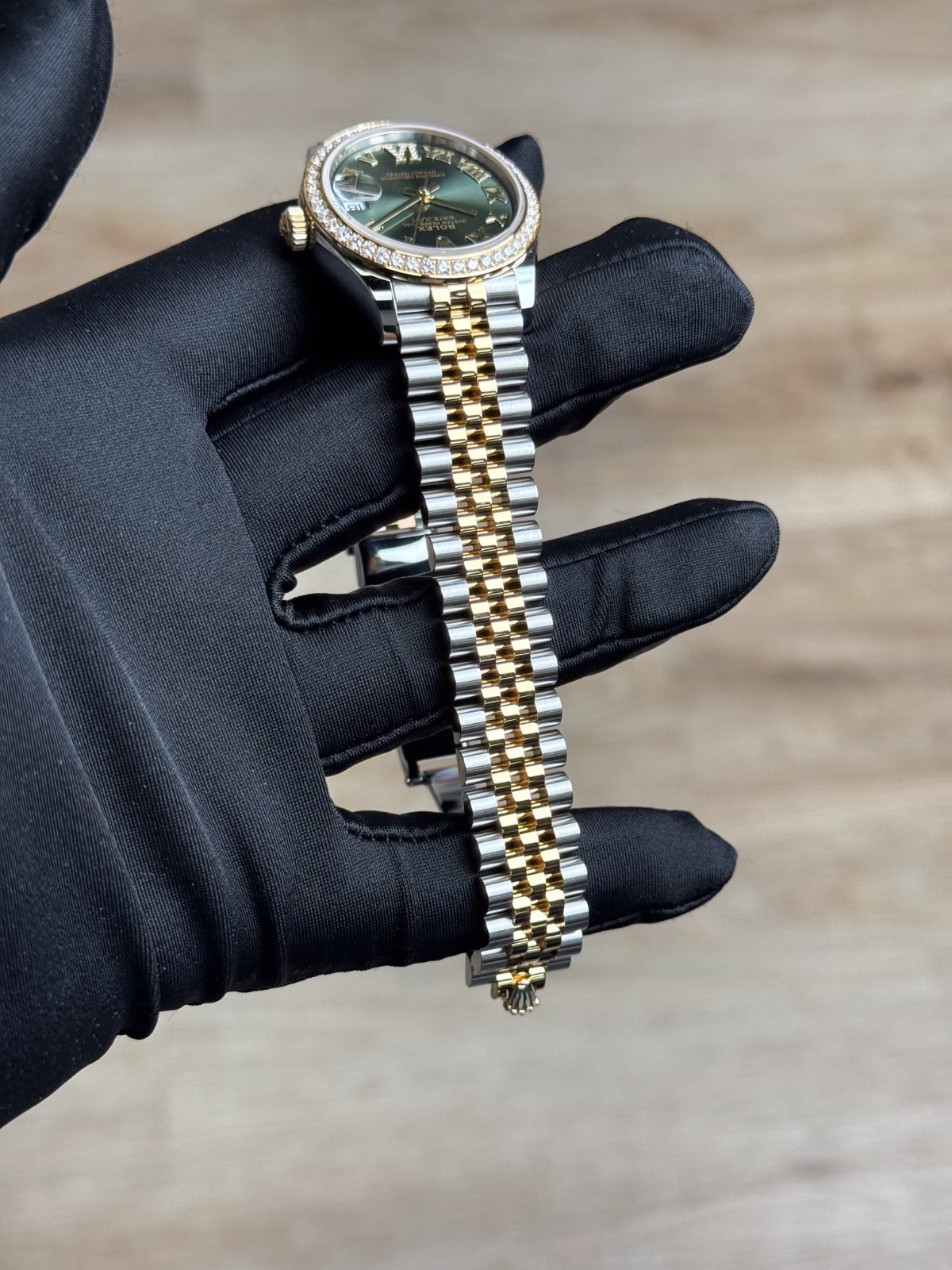 Rolex Datejust 31mm UNWORN 2026 Olive Green Roman VI Diamond Jubilee 278383RBR