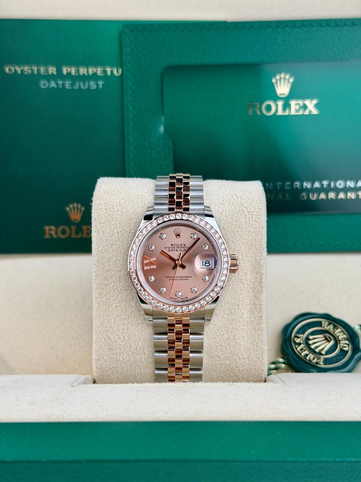 Rolex Datejust 28mm UNWORN 2026 Rose Pink Diamond Star IX Jubilee 279381RBR