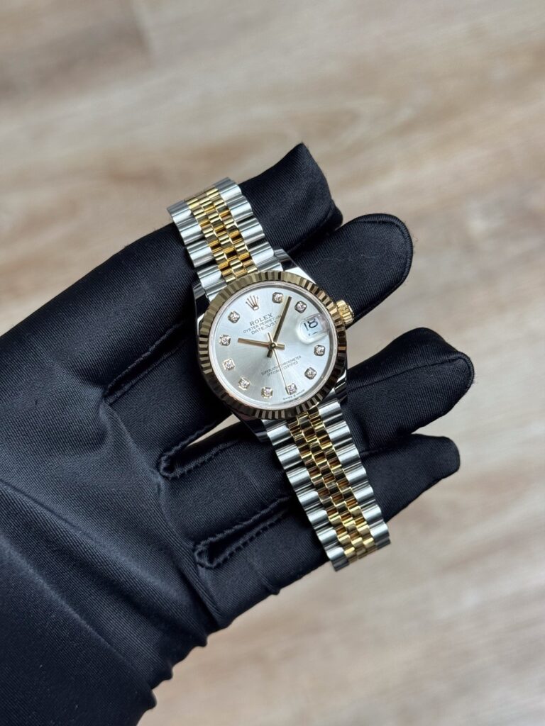 Rolex Datejust 31 Silver Diamond Fluted Jubilee 2026 Unworn 278273