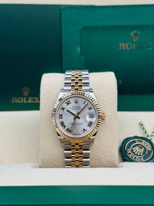 Rolex Datejust 31mm UNWORN 2026 Silver Roman Diamond VI Fluted Jubilee 278273