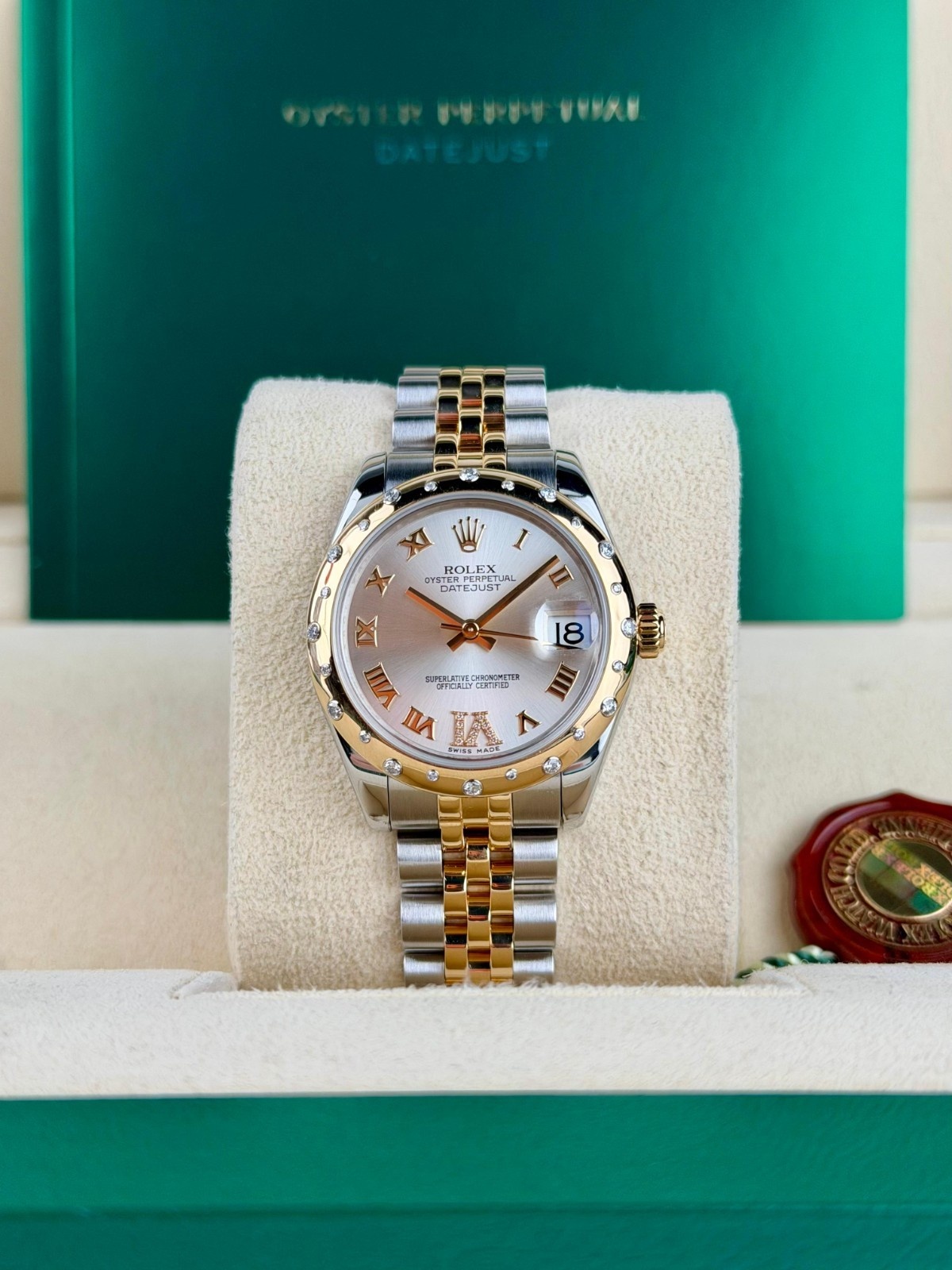 Rolex Datejust 31mm Silver Roman VI Domed Jubilee Preowned Watch&Box 178343