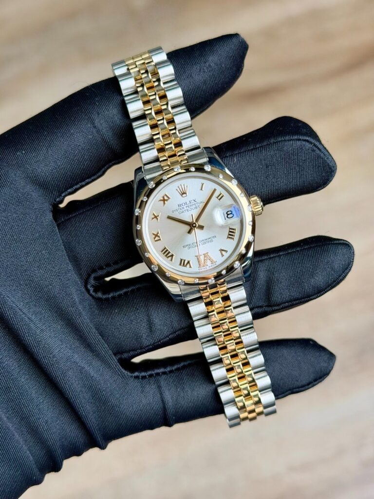 Rolex Datejust 31mm Silver Roman VI Domed Jubilee Preowned Watch&Box 178343