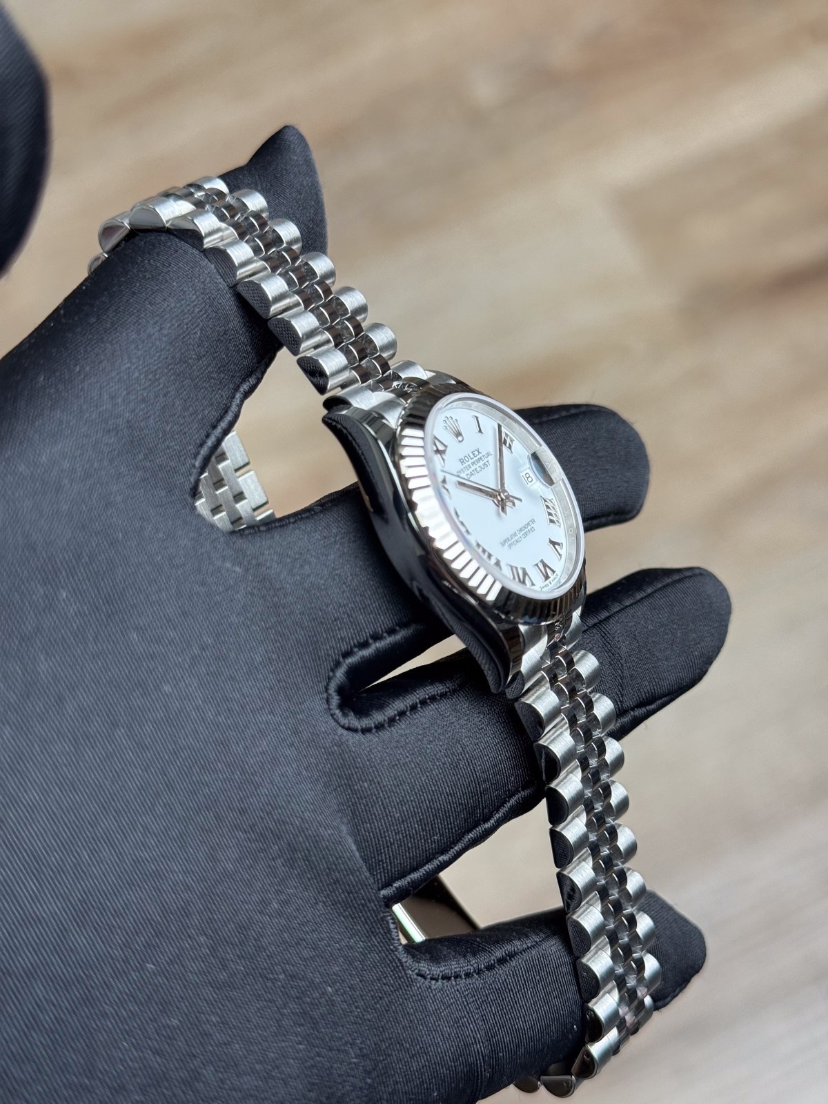Rolex Datejust 31mm UNWORN 2026 White Roman Fluted Jubilee 278274
