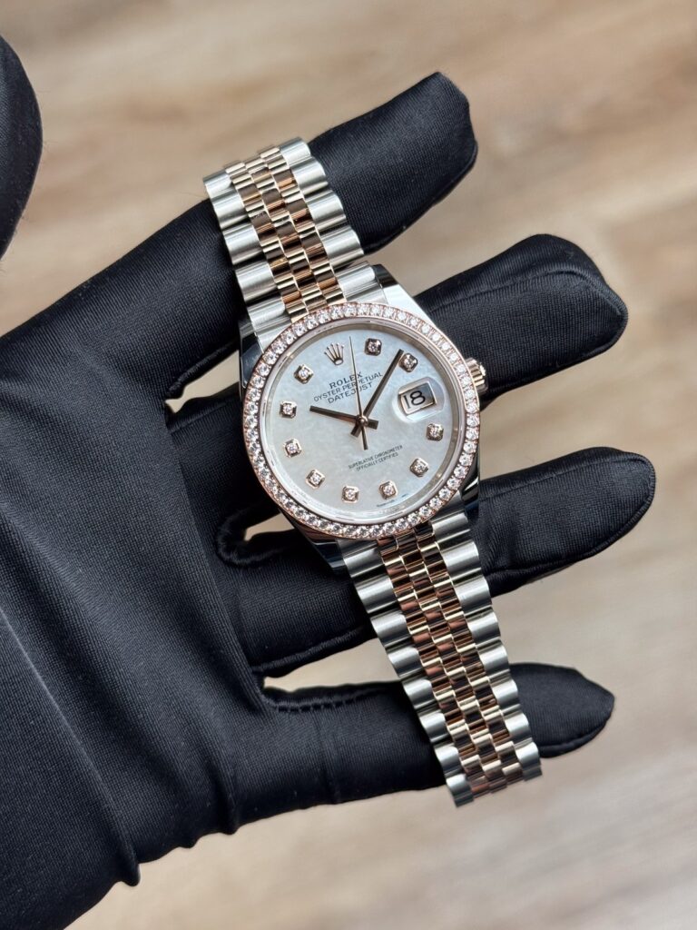 Rolex Datejust 36mm UNWORN 2026 MOP Pearl Diamond Bezel Jubilee 126281RBR