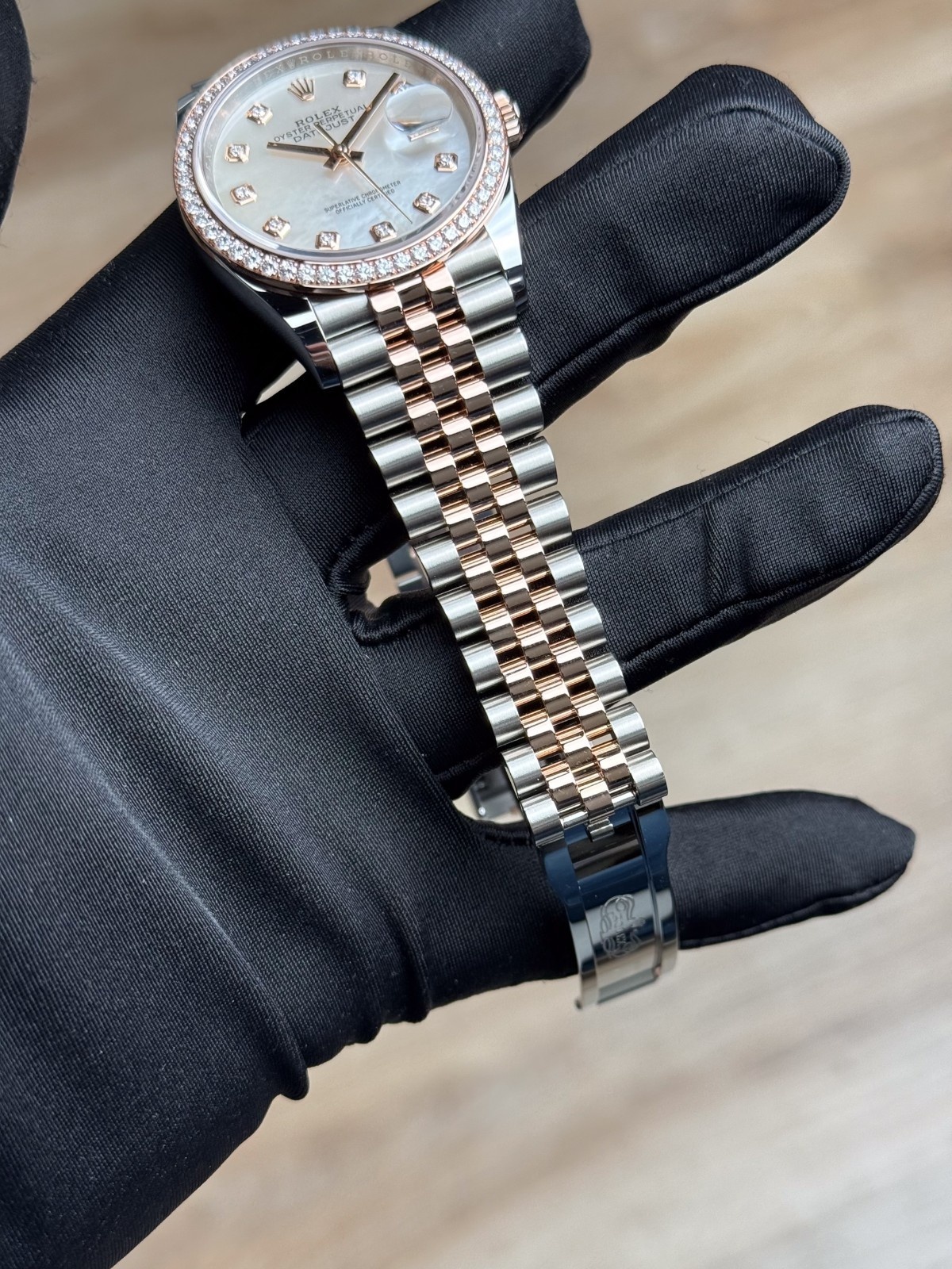 Rolex Datejust 36mm UNWORN 2026 MOP Pearl Diamond Bezel Jubilee 126281RBR