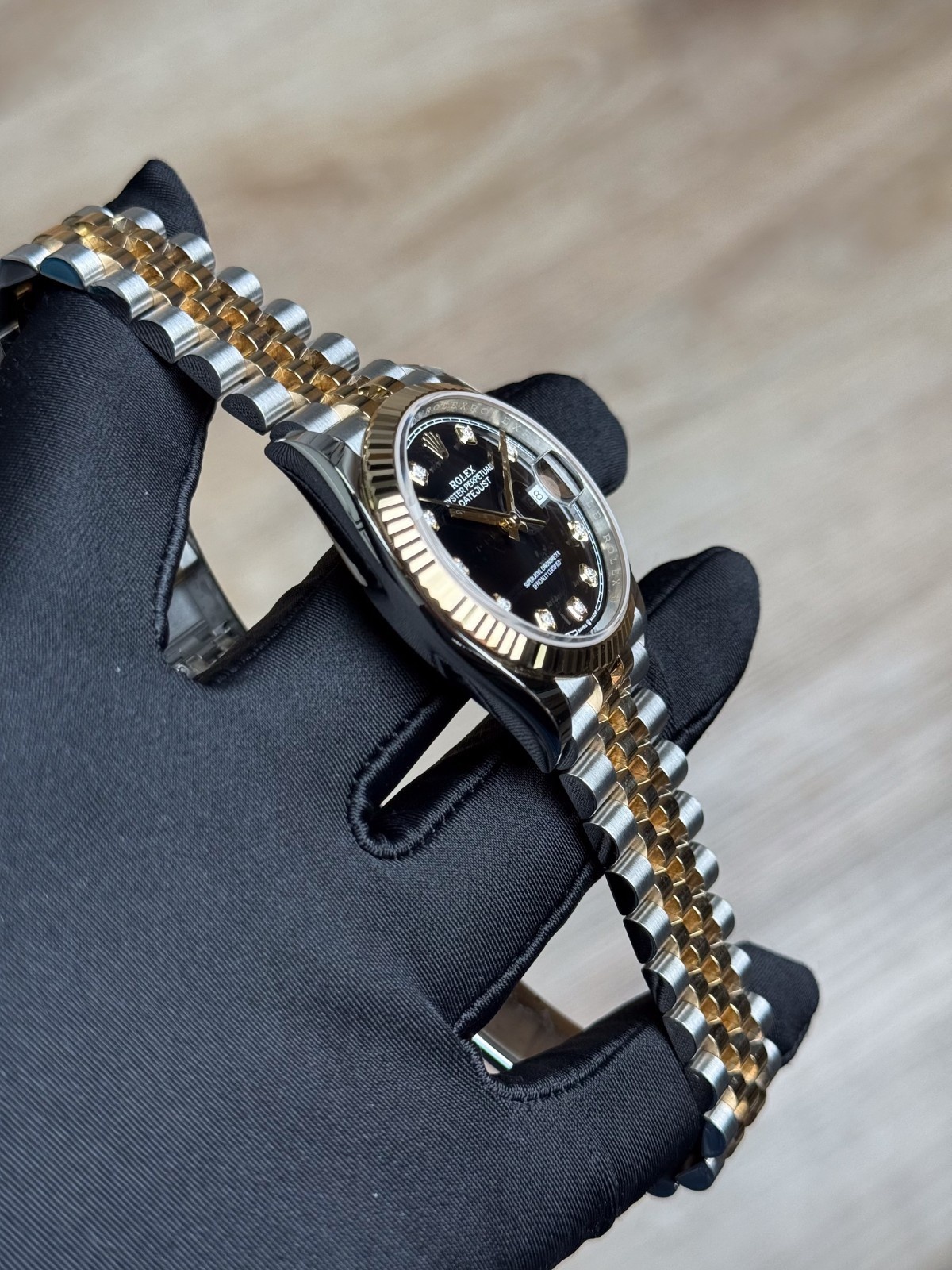 Rolex Datejust 36mm UNWORN 2026 Black Diamond Fluted Jubilee 126233