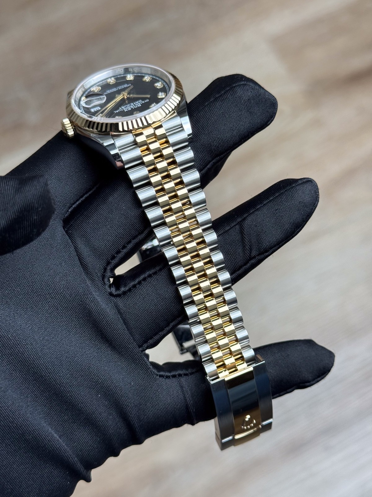 Rolex Datejust 36mm UNWORN 2026 Black Diamond Fluted Jubilee 126233