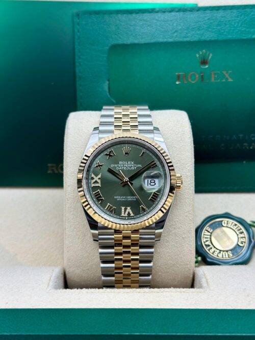 Rolex Datejust 36mm UNWORN 2026 Olive Green Roman VIIX Fluted Jubilee 126233
