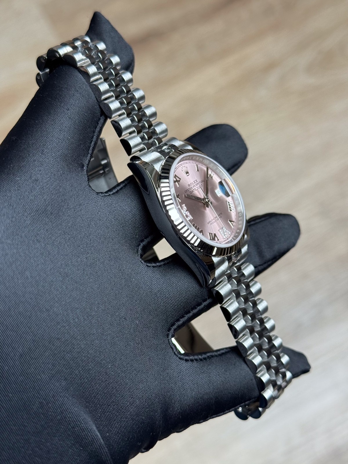 Rolex Datejust 36mm UNWORN 2026 Pink Roman VI IX Diamond Fluted Jubilee 126234
