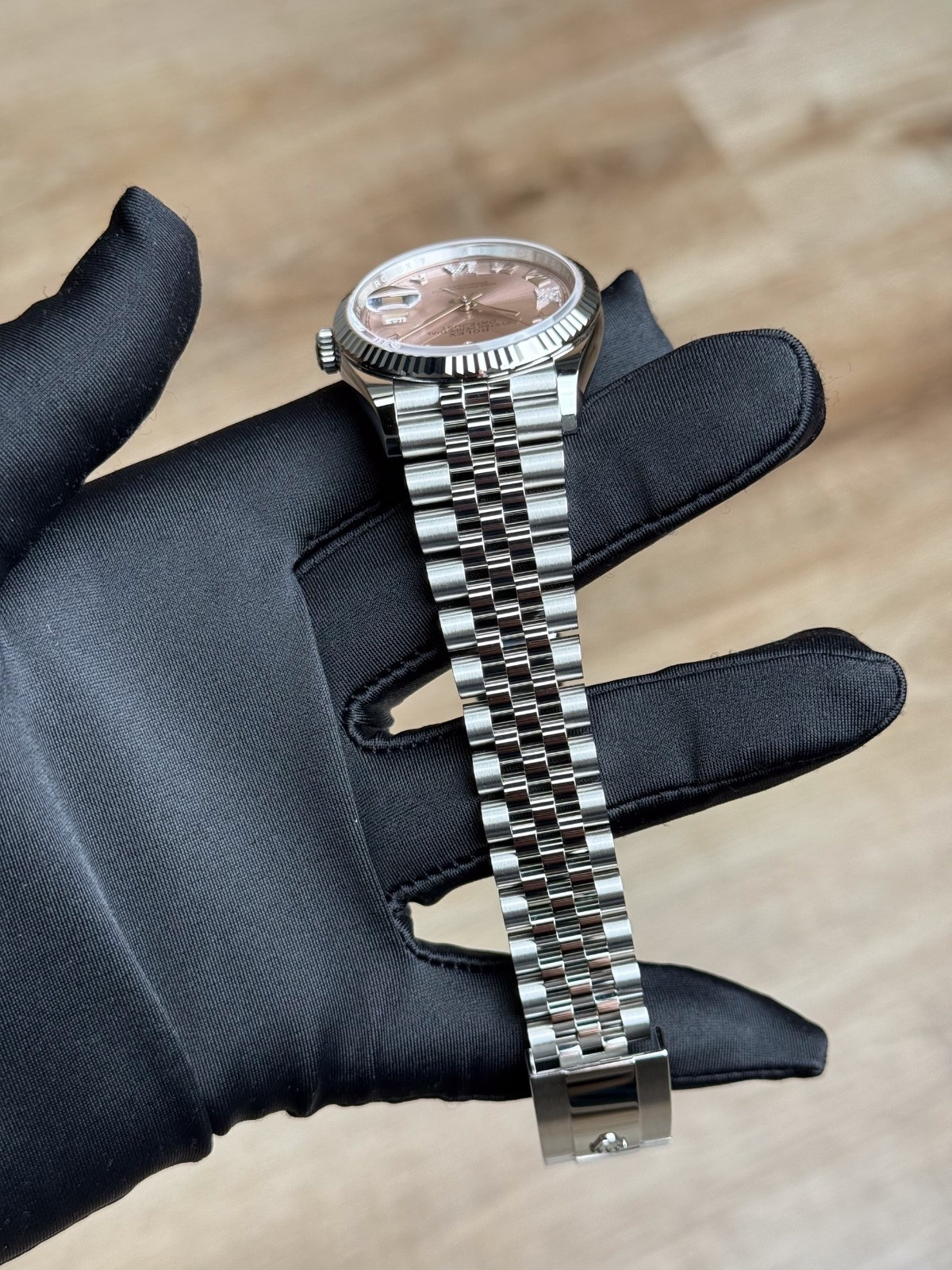 Rolex Datejust 36mm UNWORN 2026 Pink Roman VI IX Diamond Fluted Jubilee 126234