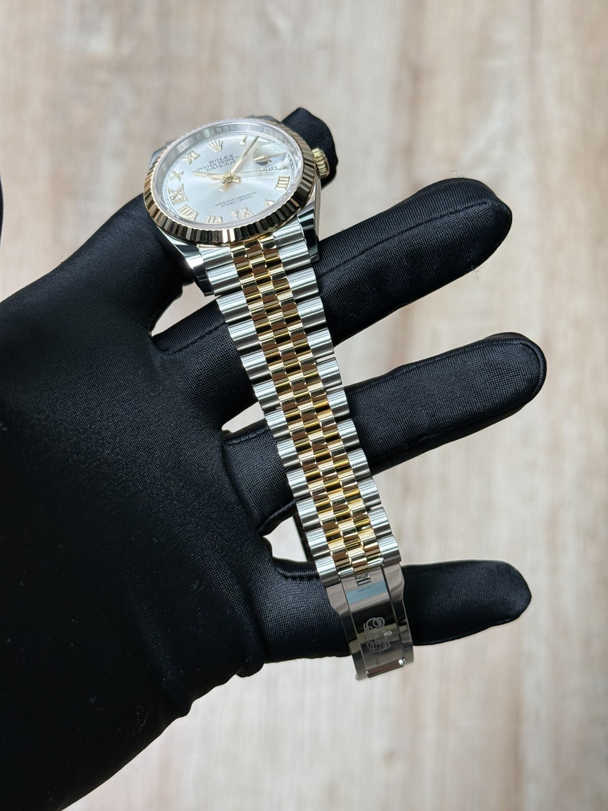 Rolex Datejust 36mm UNWORN 2026 Silver Roman VIIX Diamond Fluted Jubilee 126233