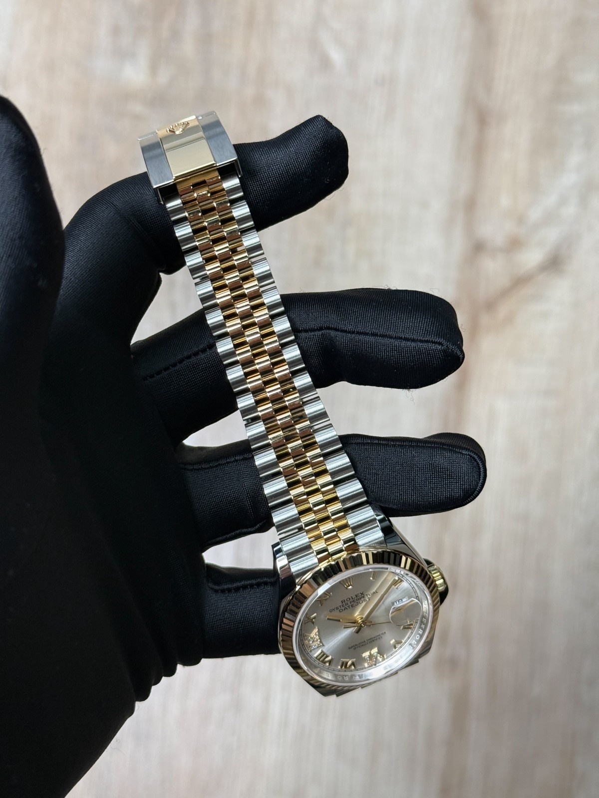 Rolex Datejust 36mm UNWORN 2026 Silver Roman VIIX Diamond Fluted Jubilee 126233
